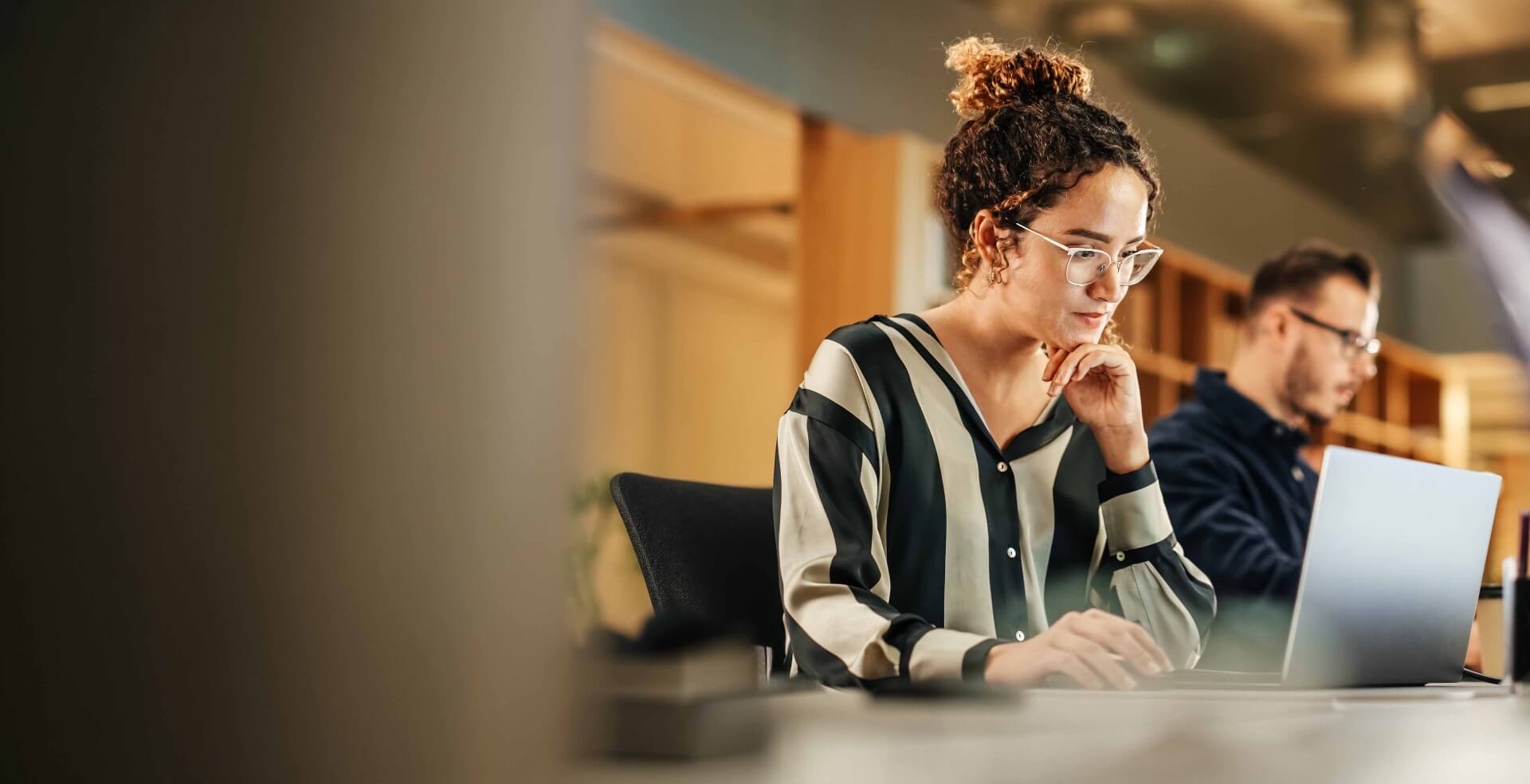 Norsk gründer på kontoret